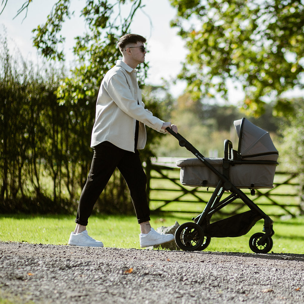 Red Kite Push Me Savanna i Travel System - Grey