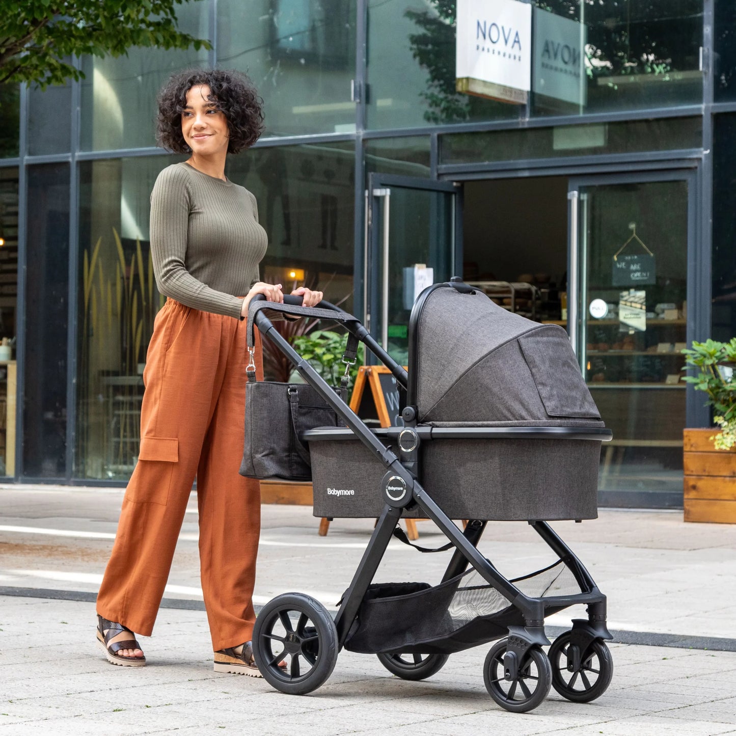 Babymore Memore V2 Travel System Coco with Base – Black