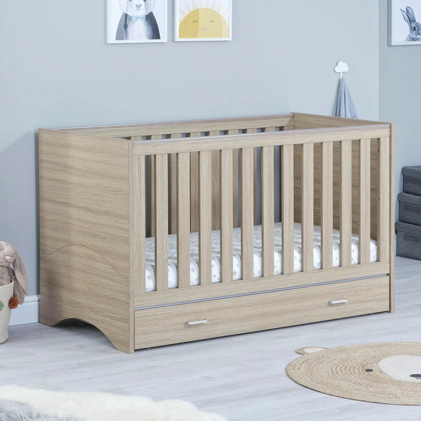 Babymore Veni Cot Bed With Drawer
