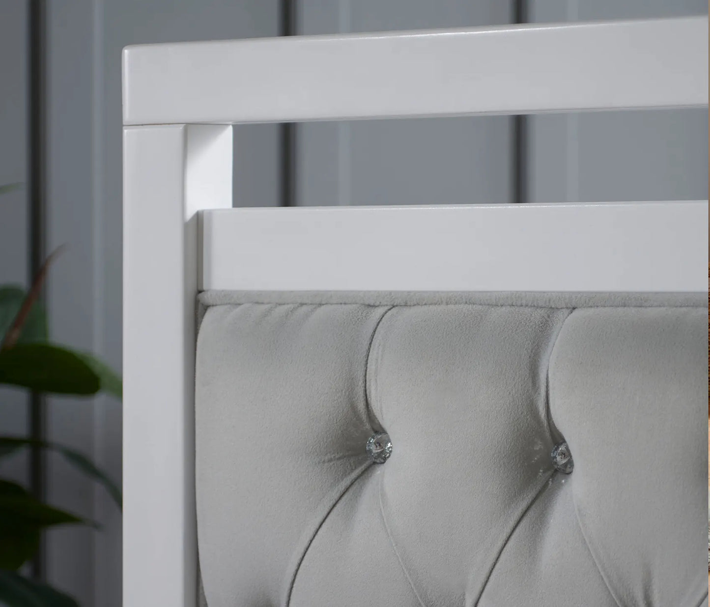 Babymore Velvet Deluxe Cot Bed – White