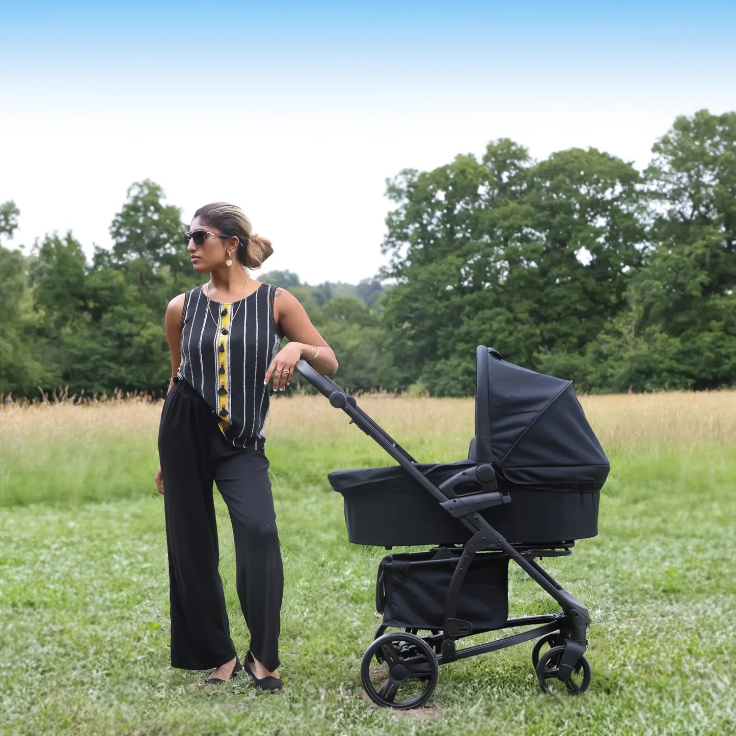 My Babiie MB200i 3-in-1 Travel System with i-Size Car Seat - Onyx Black