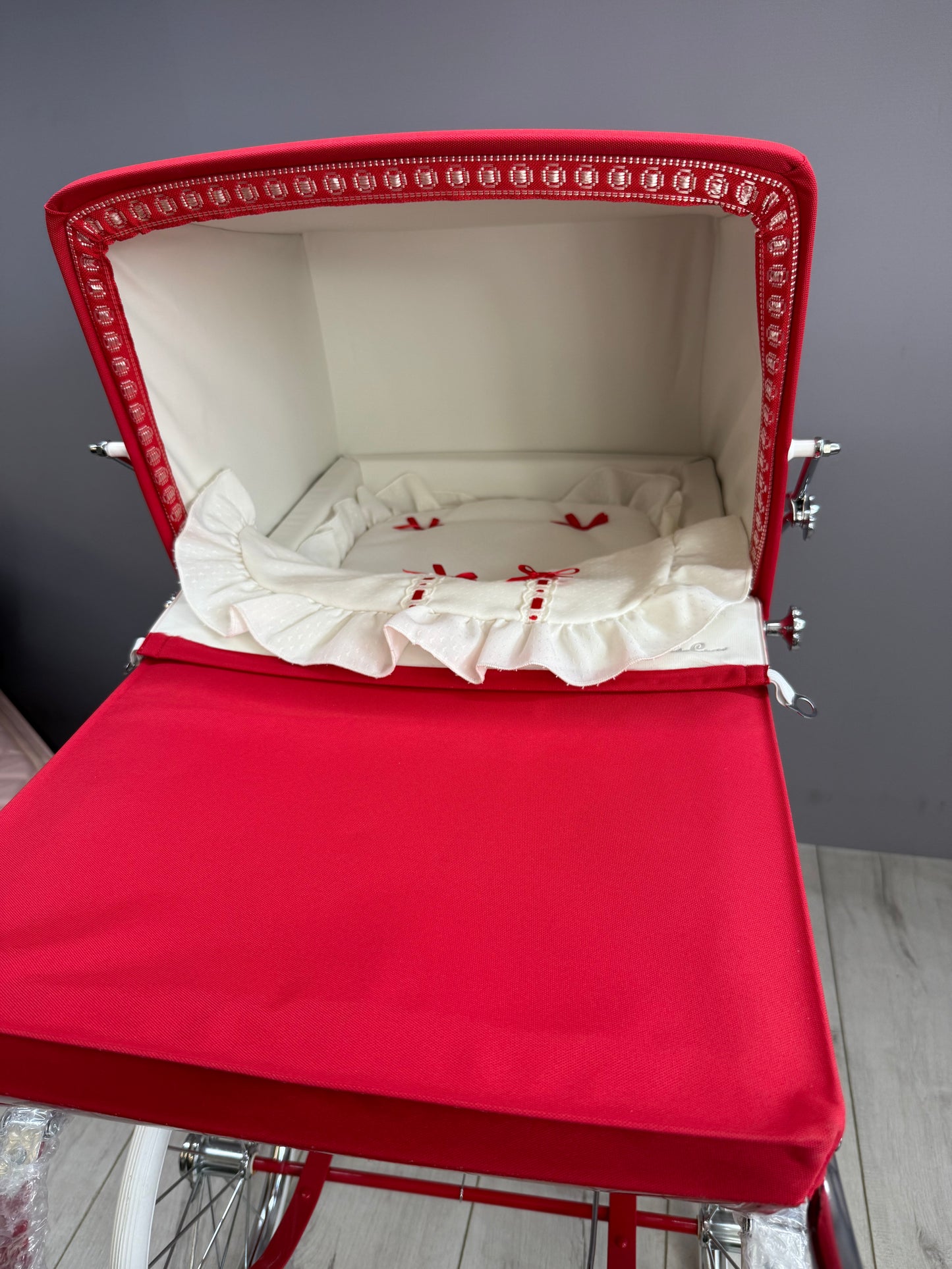 Silver Cross Rose Red Limited Edition Dolls Pram