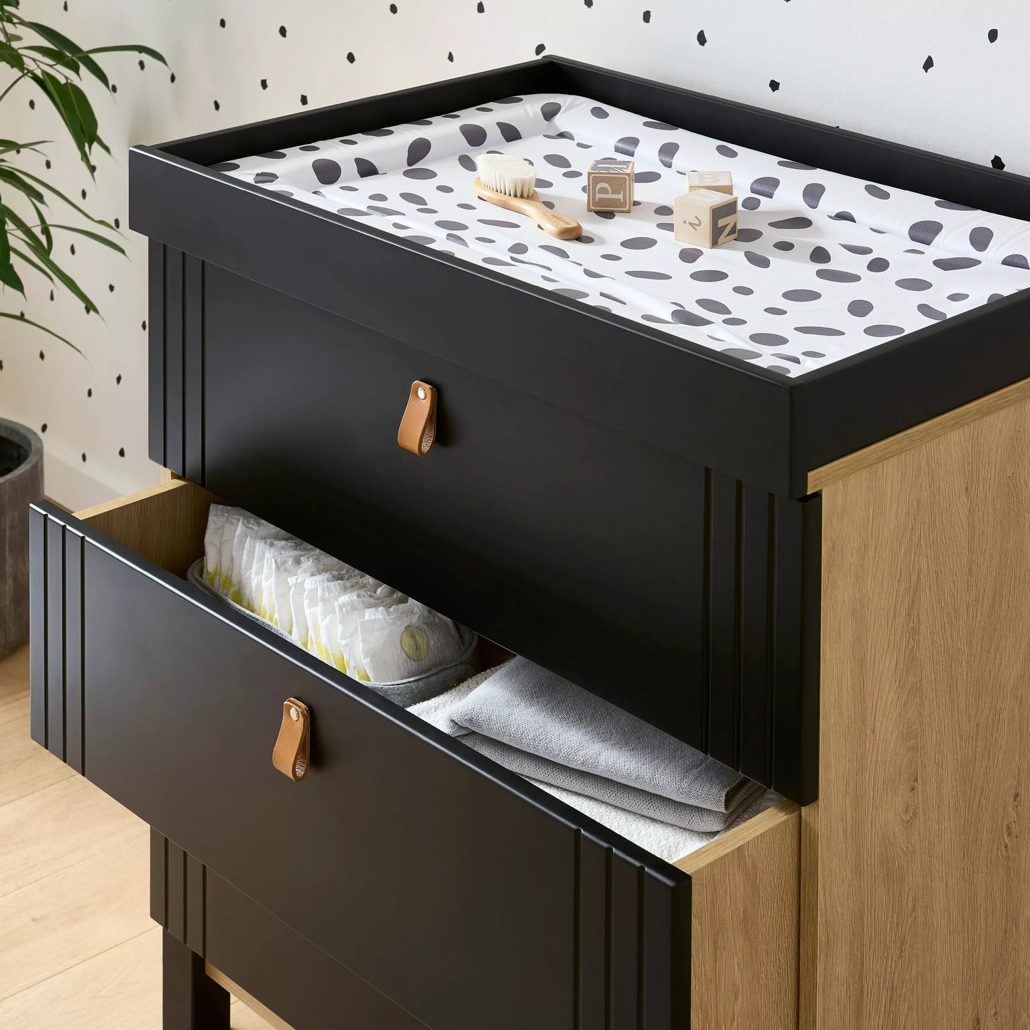 Rafi 3 Piece Nursery Furniture Set - Oak & Black