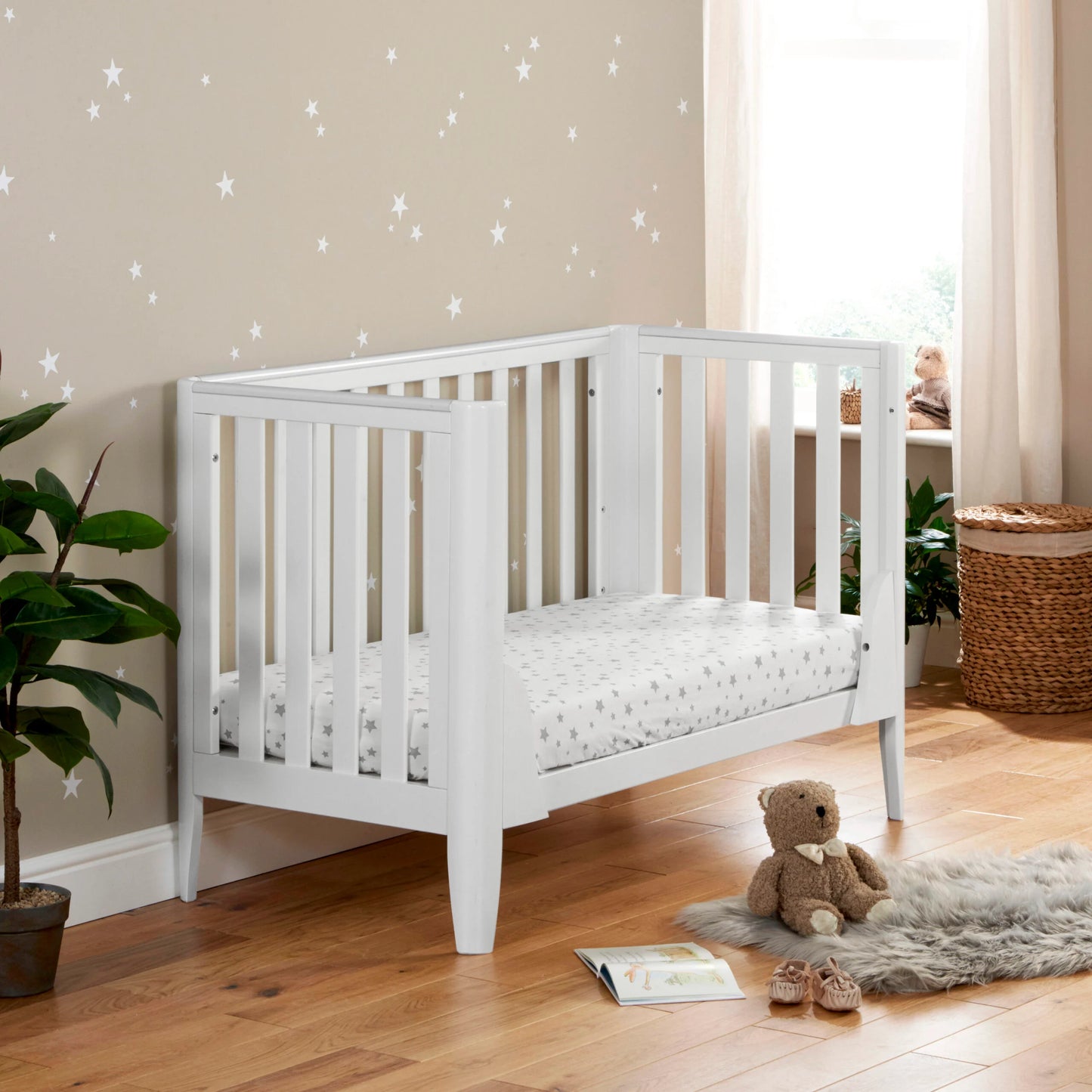 Babymore Iris Cot Bed