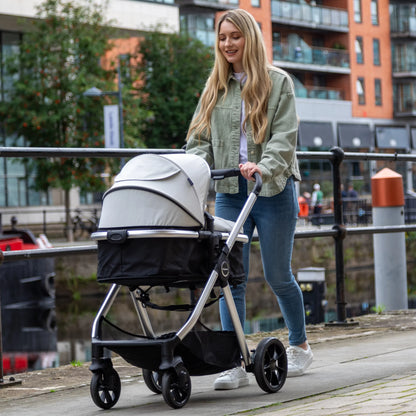 Babymore Mimi Travel System Coco i-Size Car Seat with Isofix Base – Silver